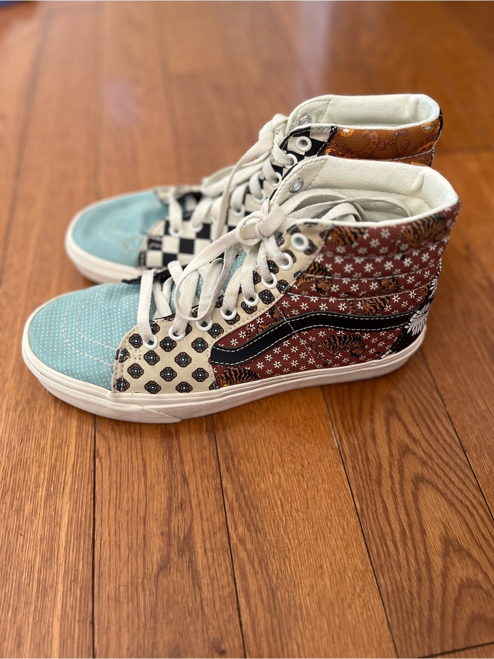 VANS SK8 HI TIGER PATCHWORK Men’s 7.5 Women’s 9